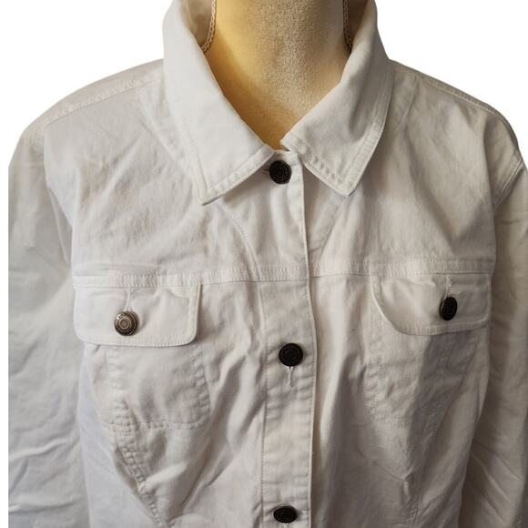 TOG Shop White Light Weight Button Down Shacket Plus Size 1X - Picture 2 of 6